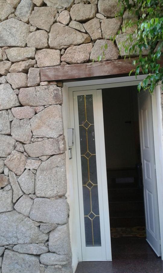 Casa Vacanza Giulia Будони Екстериор снимка