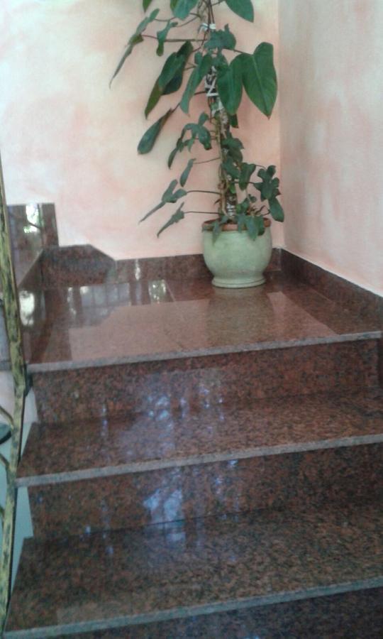 Casa Vacanza Giulia Будони Екстериор снимка