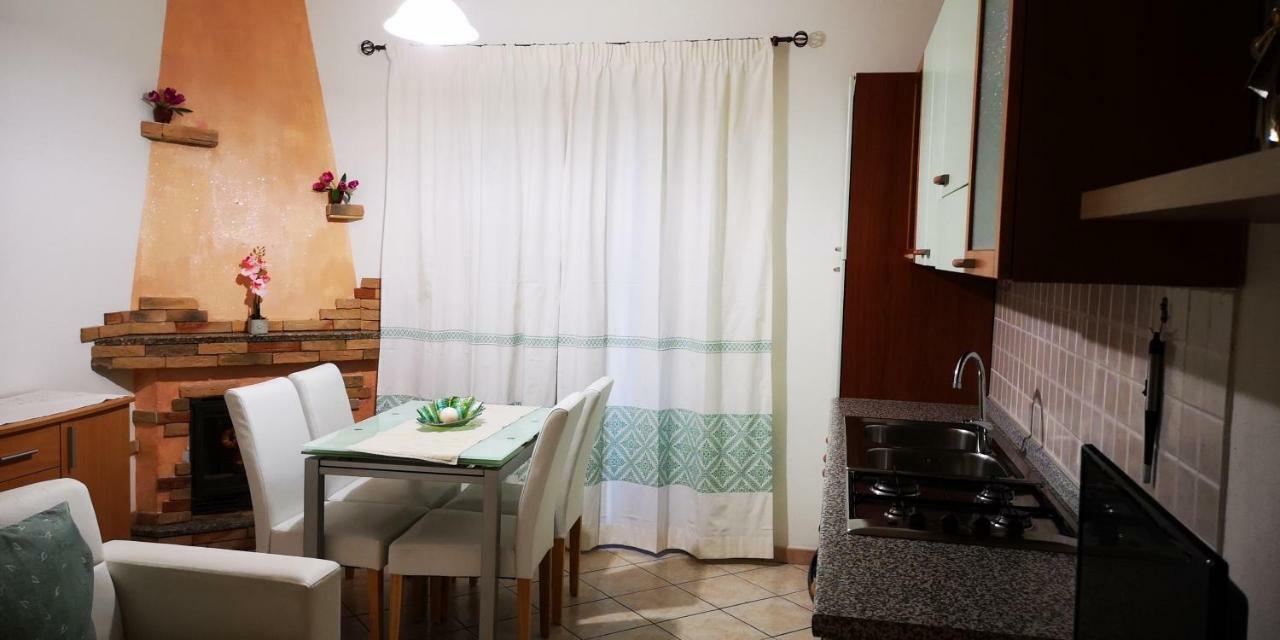 Casa Vacanza Giulia Будони Екстериор снимка